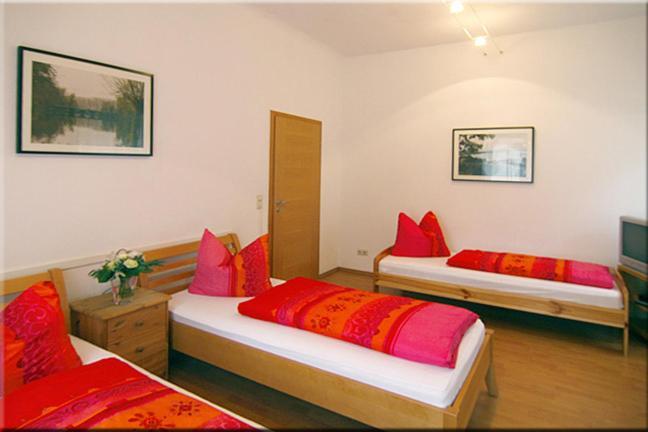 Villa Von Soden - Hotel Garni Friedrichshafen Oda fotoğraf