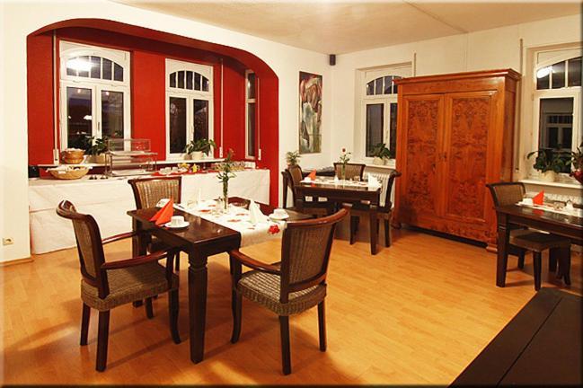 Villa Von Soden - Hotel Garni Friedrichshafen Dış mekan fotoğraf